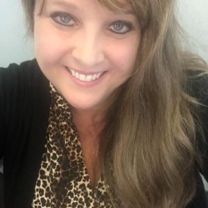 Meet your Posher, Julie
